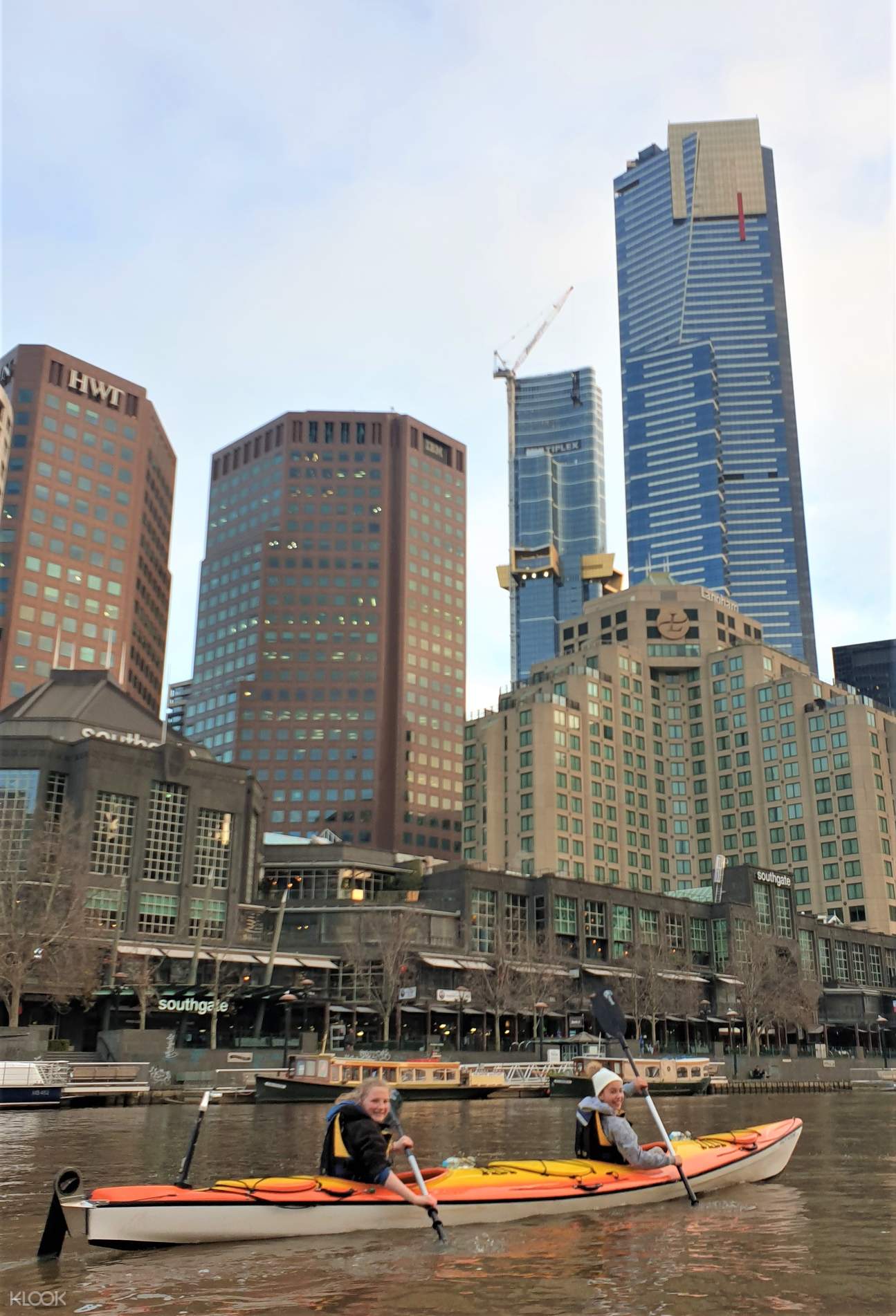 Yarra River Kayak Tour with Eureka Skydeck Entry in Melbourne [Klook